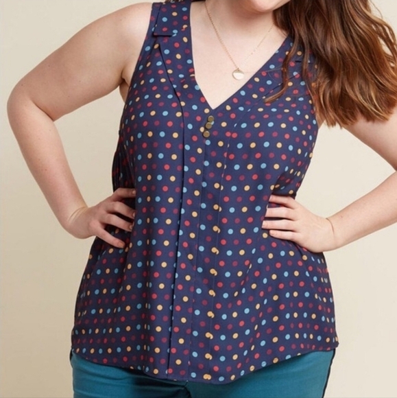 Modcloth Polka Dot V Neck Button Front Tank Top - Picture 1 of 10